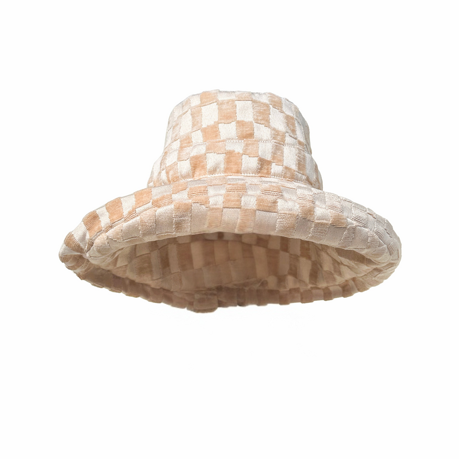 Puglia in Champagne Chess