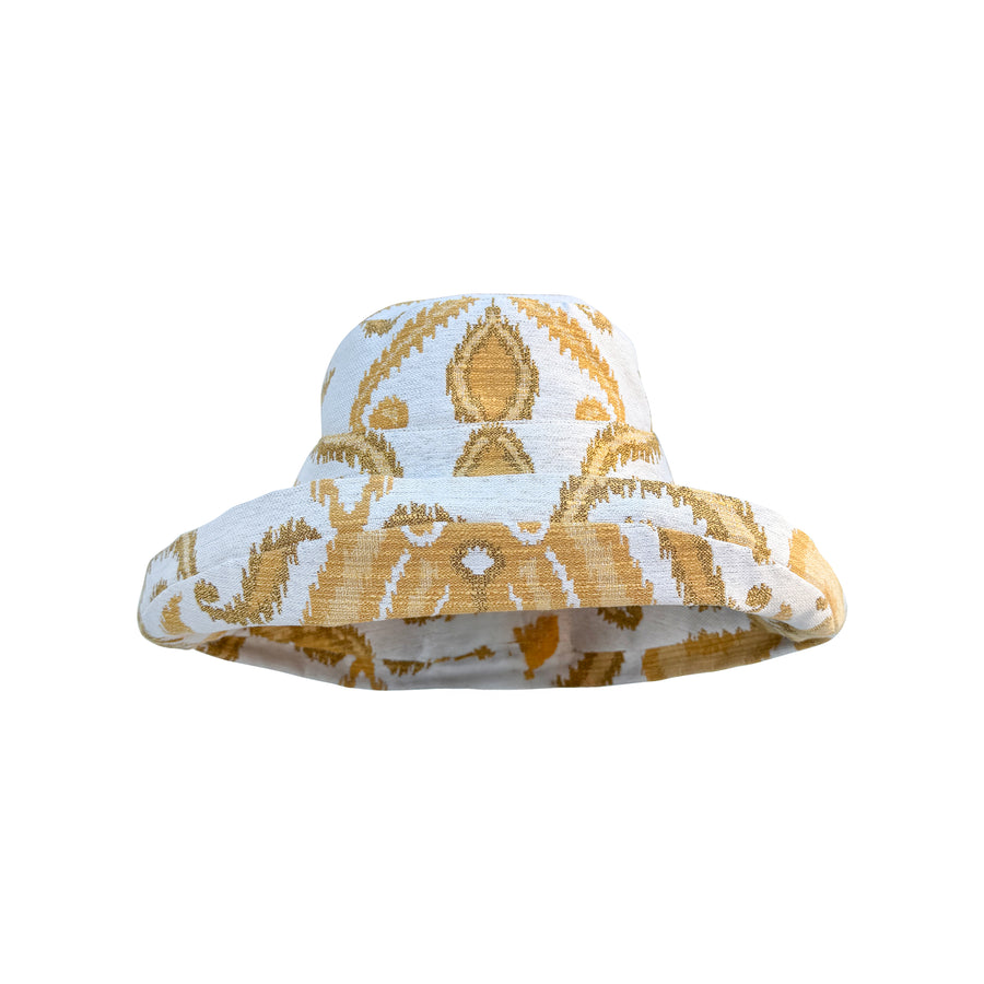 Puglia in Tuscan Tapestry