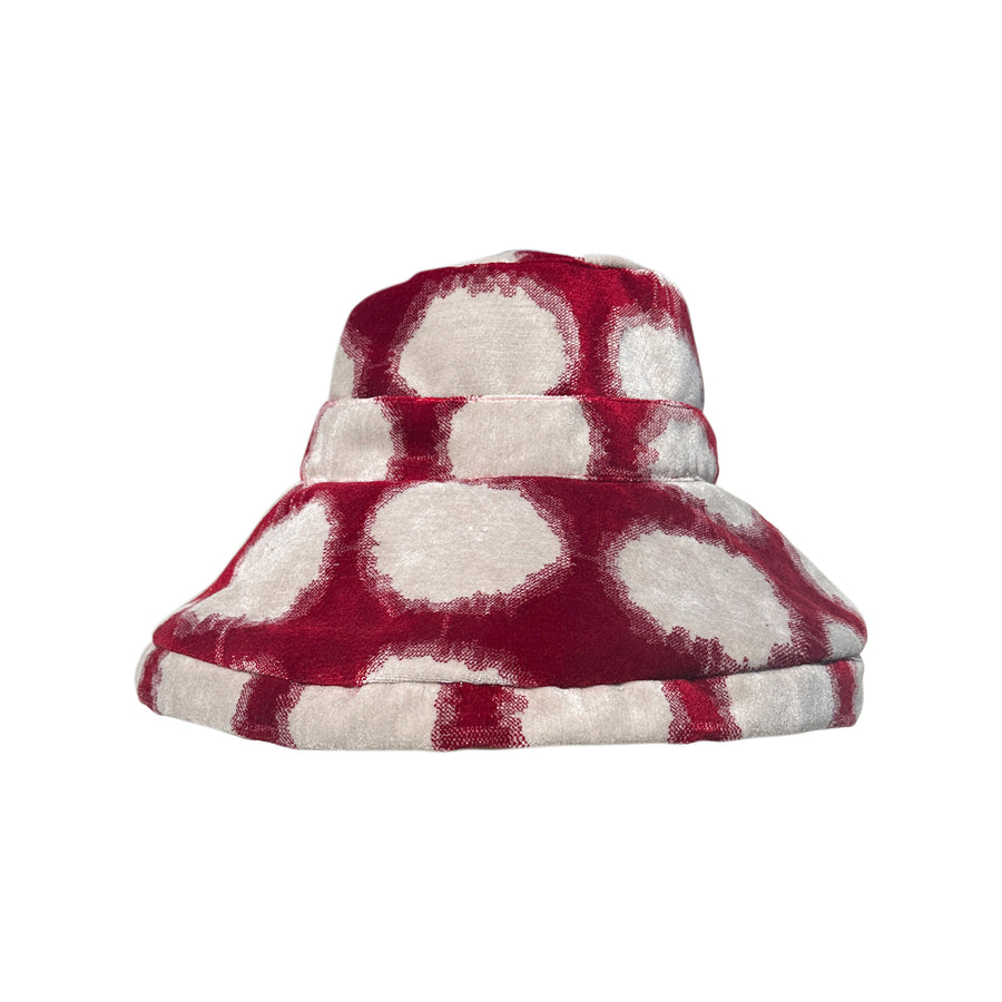 Puglia in Burgundy Orbit